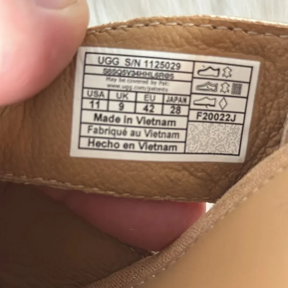 UGG Careena NWOT Gold Leather Raffia Wedge Espadrille Sandals Sz‎ 11